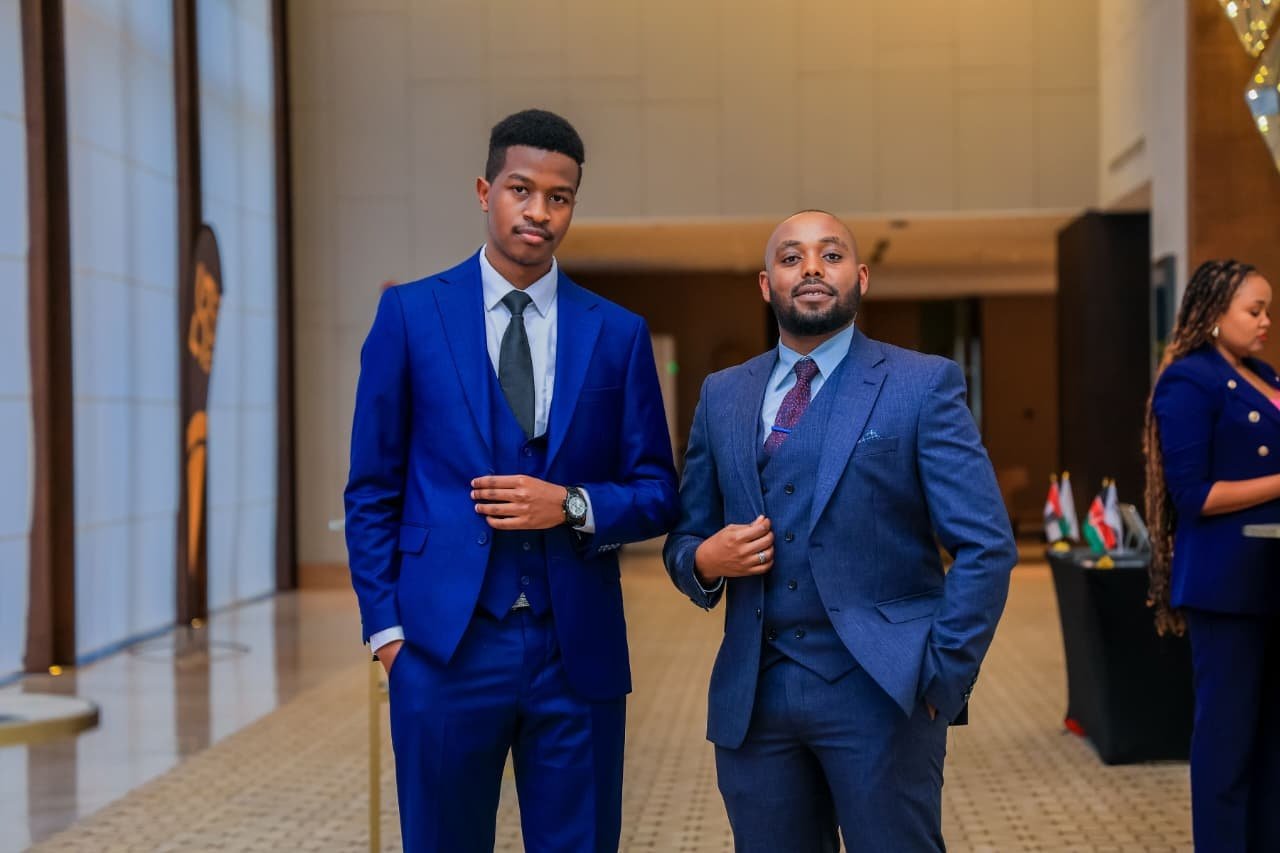 Luxury Apartment Showcase - Kitchen